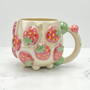 15oz Strawberry Mug