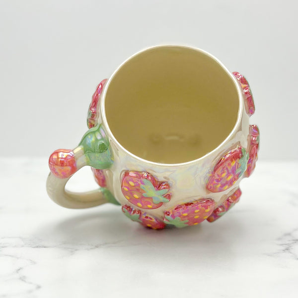 15oz Strawberry Mug