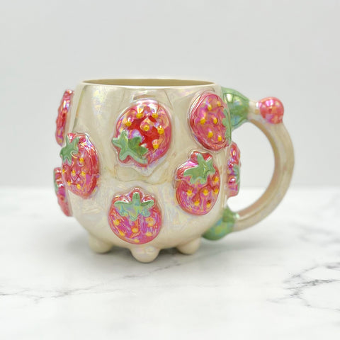 15oz Strawberry Mug